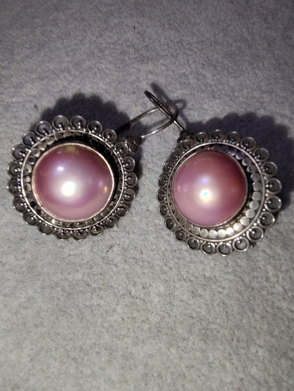 Meran Vintage Sterling Silver Mauve Mabe Pearl Domed Drop Earrings 1.4 " Drop